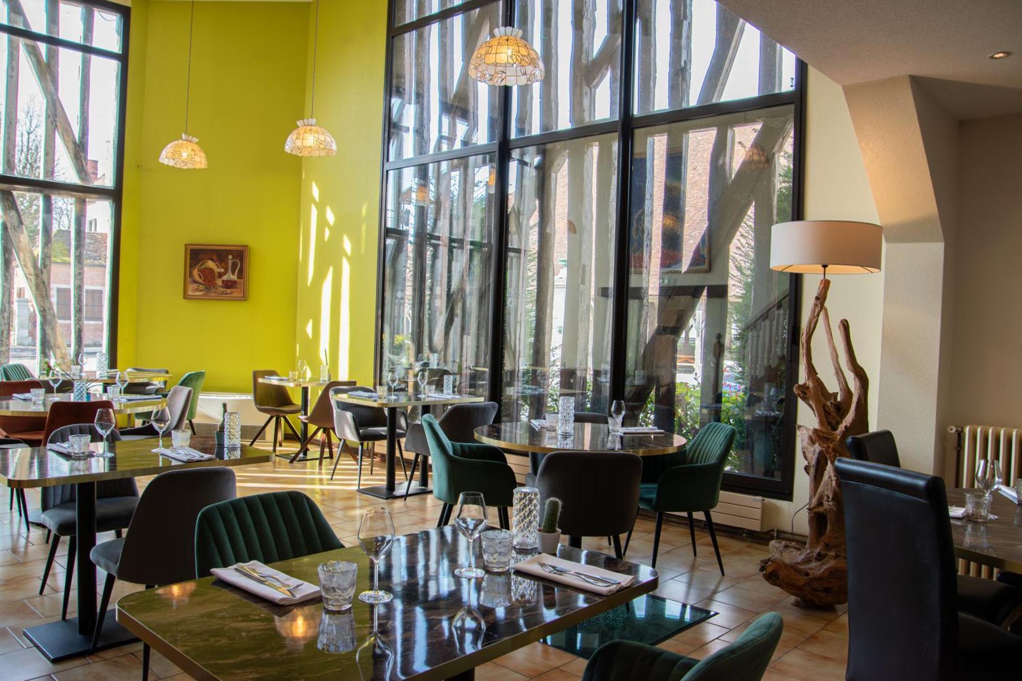 Hotel Logis Le Tadorne Piney